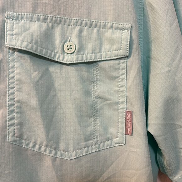 Columbia regular fit sun protector short sleeve button down size medium - Picture 2 of 5